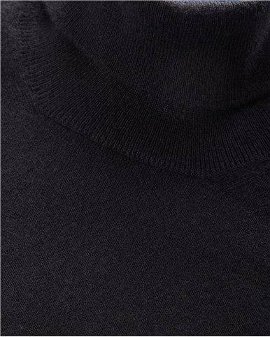 TURTLENECK SWEATER